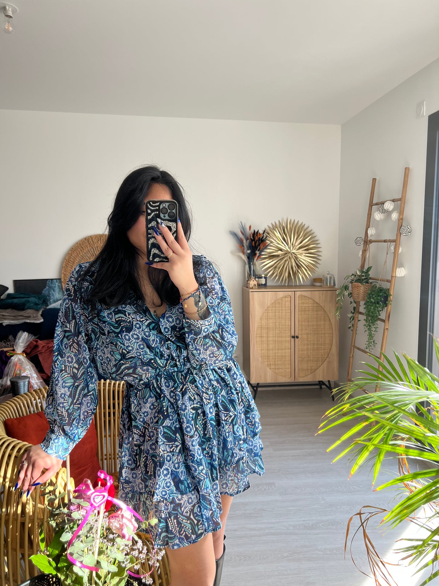 ROBE AGUN