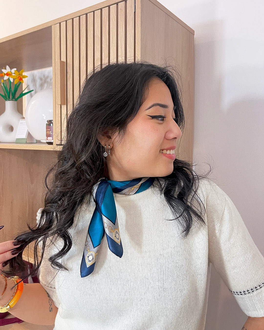 Carré de soie bleu turquoise Lamoon